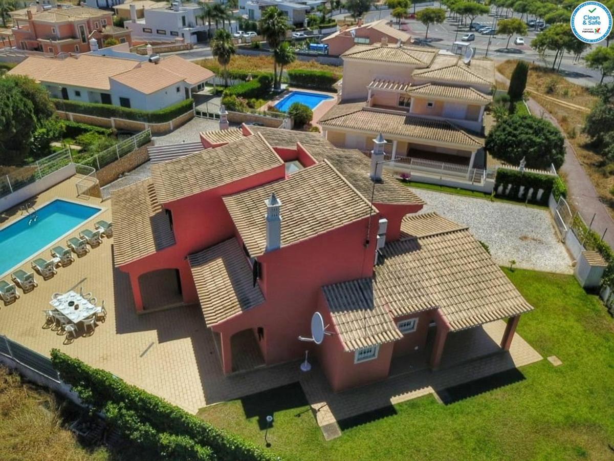 Villa Mikael - Free Wi-Fi - Aircon - Private Pool By Bedzy Albufeira Eksteriør bilde